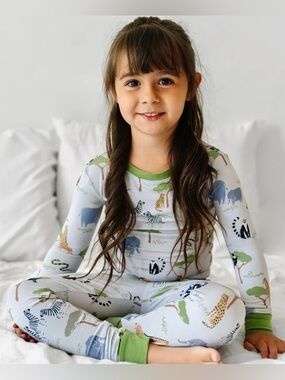 Little Sleepies Safari Animals Two Piece Pajamas 18–24M Play Condition